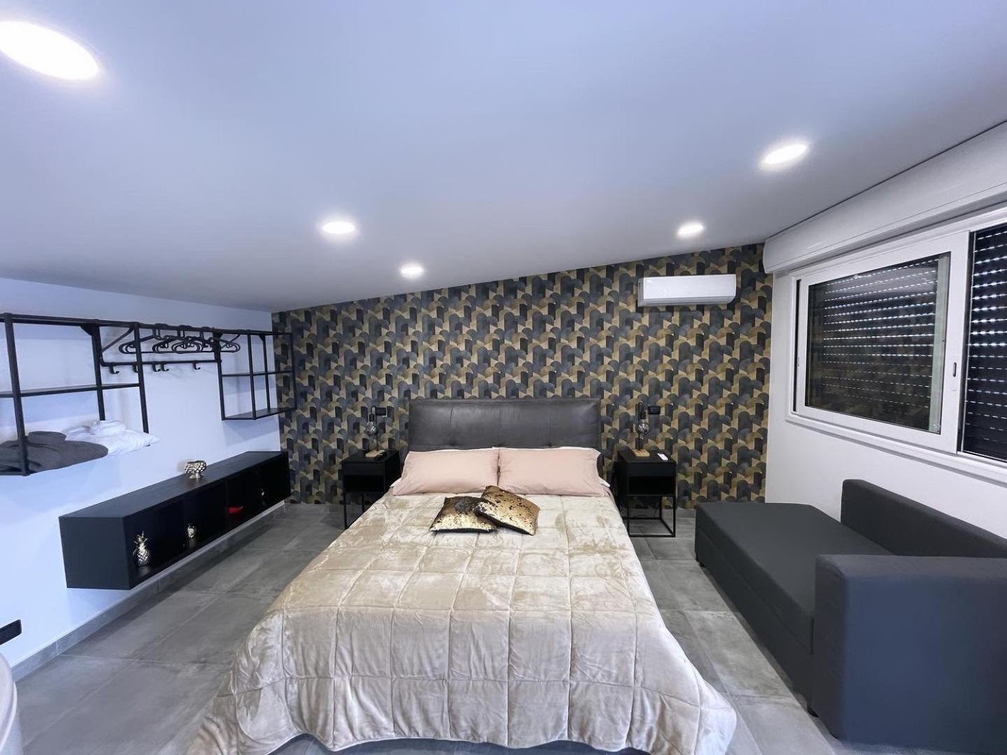 B&B Vittoria House 卡尔伦蒂尼 外观 照片