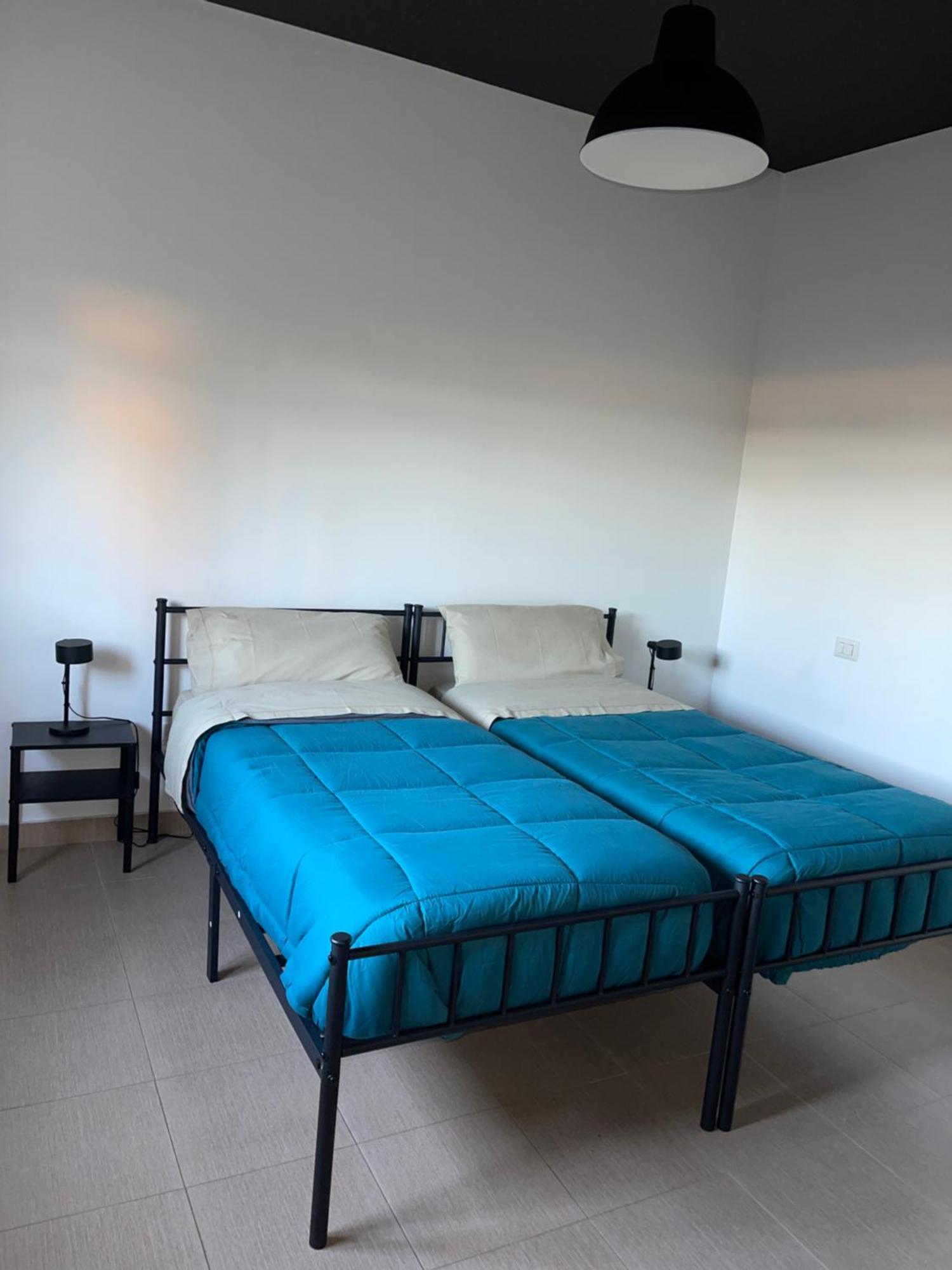 B&B Vittoria House 卡尔伦蒂尼 外观 照片
